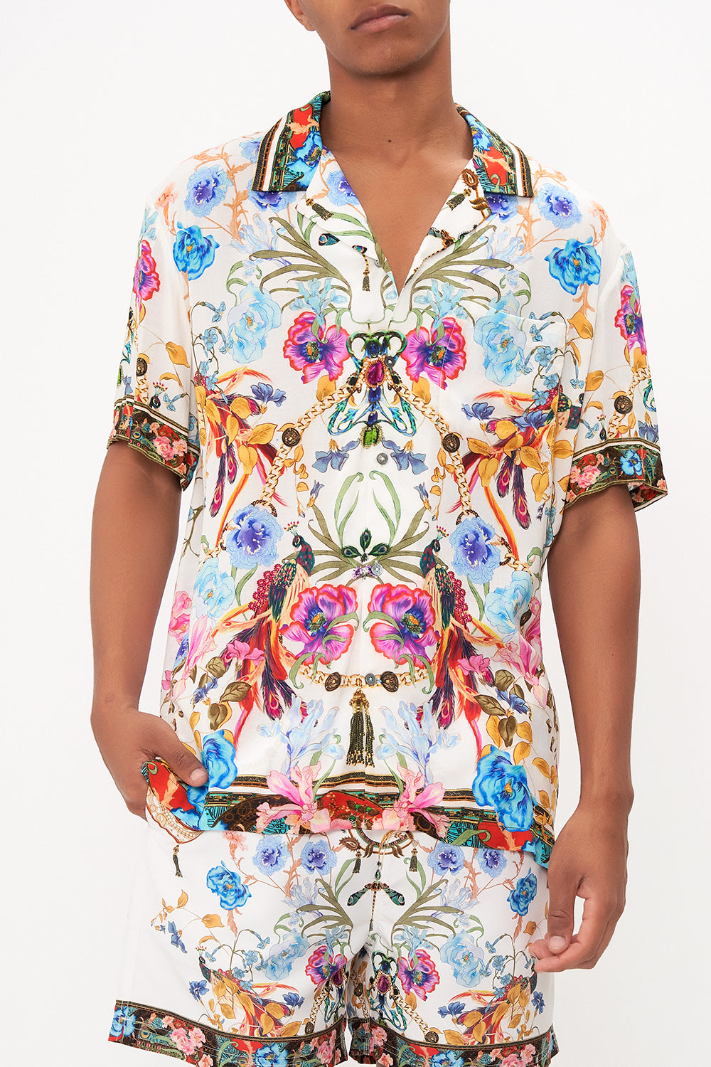 SHORT SLEEVE CAMP COLLARED SHIRT NATURES KALEIDOSCOPE